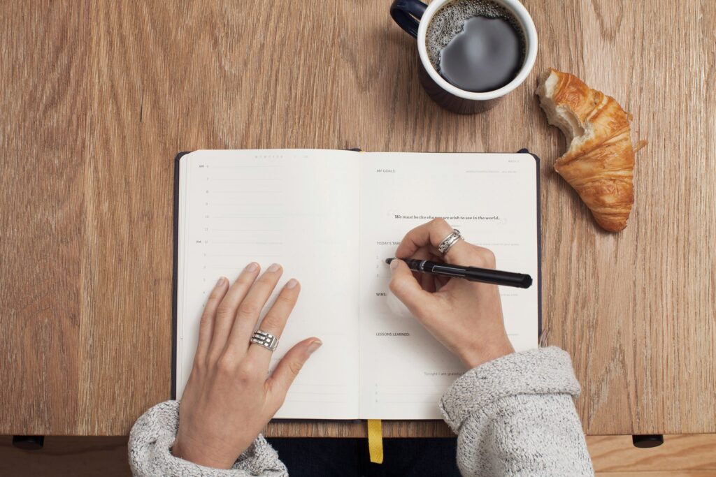 woman writing content